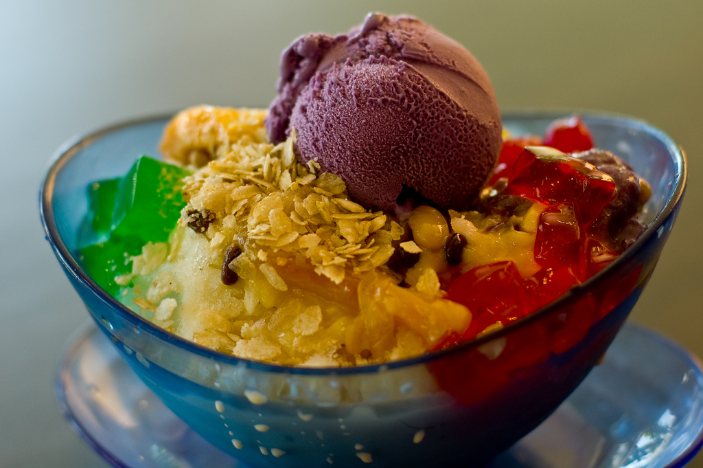 halo-halo